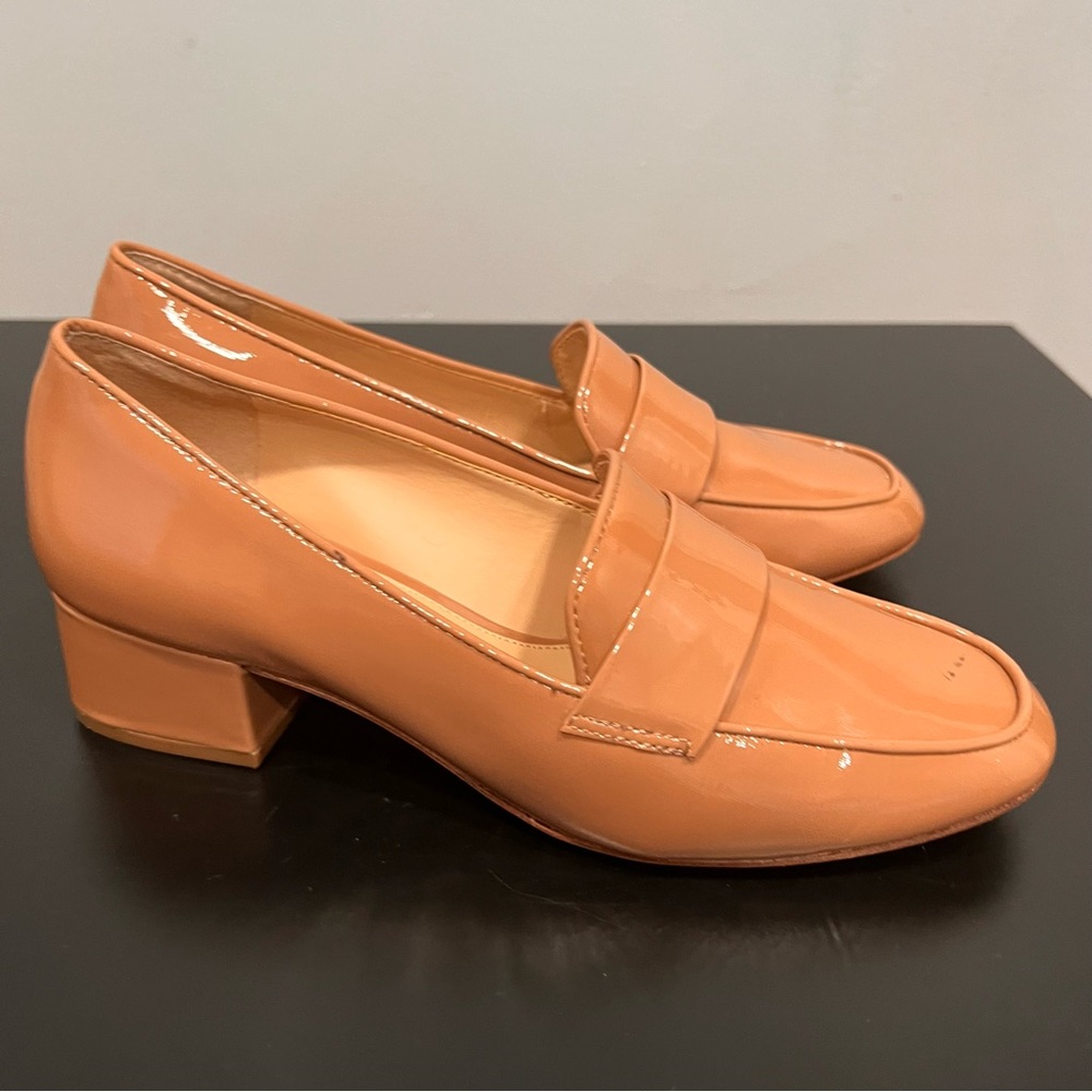 Antonio Melani Camel color shoes size 6.5‎